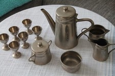 Geschirr- Set, aus Blech, gebraucht, Dachbodenfund