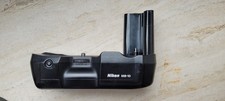Nikon Batteriegriff MB-10 für F90 und F90X, gebraucht und gut.
