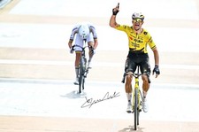 A3 A4 Foto signiert Wout van