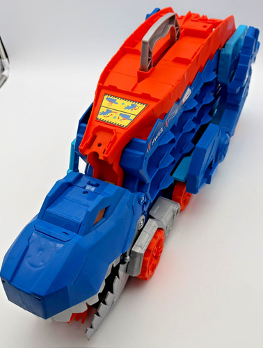 Hot wheels let race - hot, 2:1