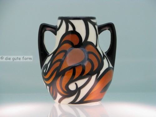Hübsche kleine vase - -,
