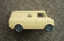Wiking 356 - Bedford Blitz Kastenwagen Beige "Tee-Träger", 1:87