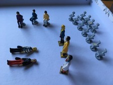 für Modellbau 8 Figuren + 15