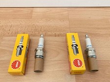 2x Zündkerze Set Zündkerzen NGK 4832 BR10ES weiß Roller Mofa Moped Motorrad OVP
