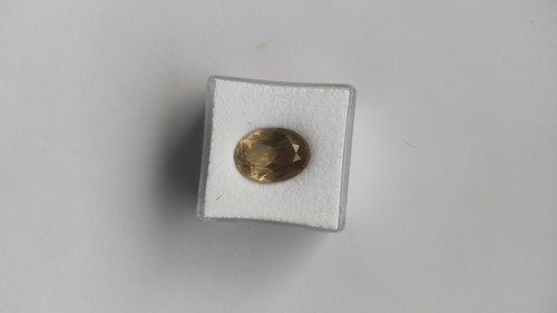 Diaspore sultanit 06ct - diaspore,
