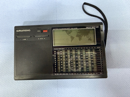 Vintage grundig yacht boy 230 - vintage,