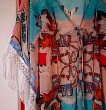 🌺 Bunte Tunika mit Fransen
