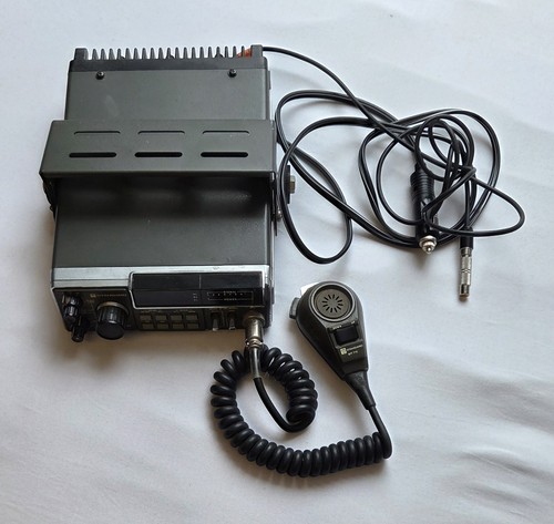 Standard c7800 uhf 70cm - uhf/fm,