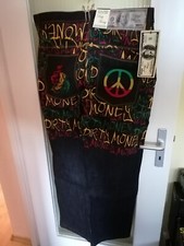 Jeans-Dirty Money, Retro Stil