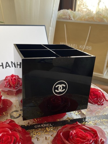 Chanel make pinsel - “chanel, make-up-pinsel