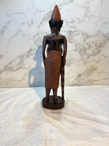 Afrikanische holzfigur - afrikanische,