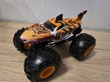 Hot Wheels Monster Truck 1:24