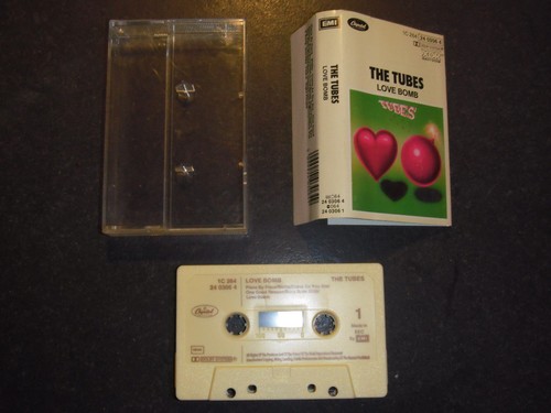 Musikkassette love bomb von - musikkassette,