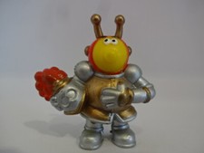 Bleistift Anstecker / Ritter mit Federbusch Helm mit goldener Rüstung