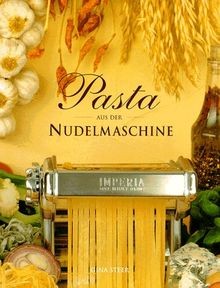 Pasta aus der nudelmaschine - aus,
