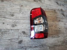 NEU Mitsubishi L200 BJ19-23 LED Heckleuchte rechts 8330B210