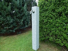  Wasserzapfsäule,  Granit