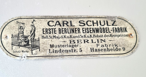 Kleines altes metallschild - altes,