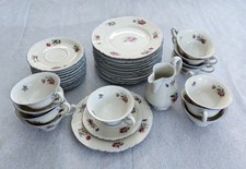 KÖNIGLICH TETTAU Porzellan