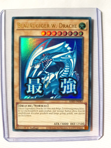 Blauäugiger drache - blauäugiger, w.