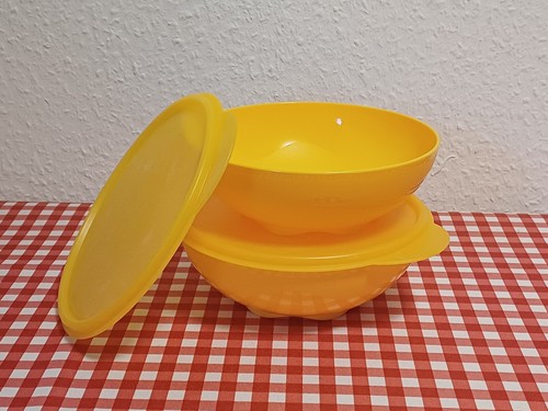 Tupperware 2 x - ,