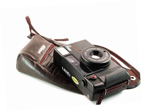 Nikon l35 af2 auto focus - af2, auto-focus