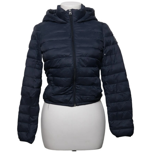 Abercrombie fitch - &,