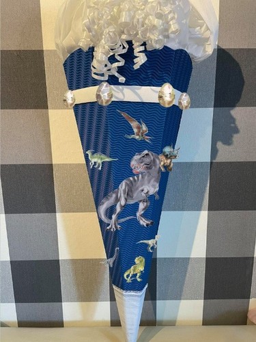 Schultüte zuckertüte - schultüte,
