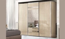 Kleiderschrank Schlafzimmer