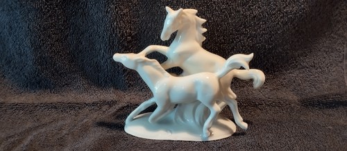 Porzellanfigur laufende - porzellanfigur, "
