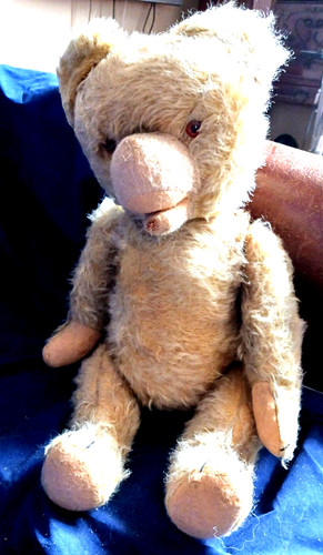 Antiker geliebter teddybär - geliebter,