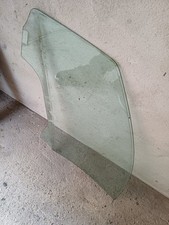 Seitenscheibe Fensterscheibe