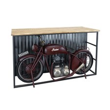 Theke im Biker-Style Bar