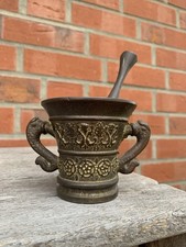 Alter  Bronze Messing Mörser mit Stößel Verziert Antik-Stil Landhaus