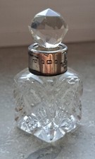 FLAKON AUS SILBER und KRISTALL LONDON 1883