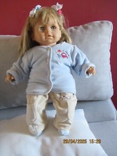 Götz Puppe - Sammlerpuppe - Spielpuppe- Haare blond - mit Schlafaugen (P12)