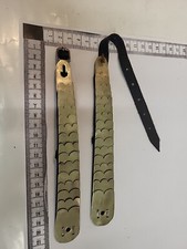 (141)  Silberfarbende Schuppenkette für Pickelhaube, Helm, Tschako