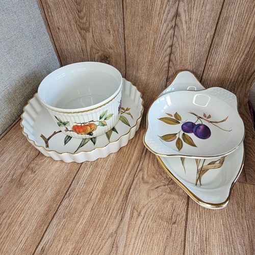Royal worcester evesham gold - royal,
