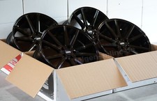 Fondmetal STC 10 schwarz glanz