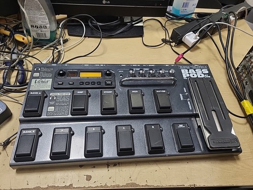 Line6 bass pod - xt,
