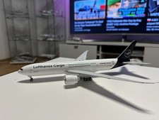 JFox Lufthansa Cargo Boeing 777-F 1:200 Flugzeugmodell Metall