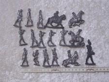 17 x Design Militär Zinnfigur