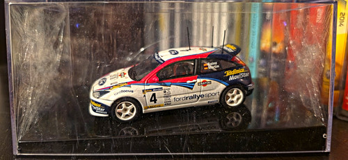 Autoart ford focus rallye - autoart,