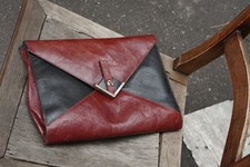 Vintage Etienne Aigner Clutch