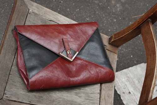 Vintage etienne aigner clutch - vintage,