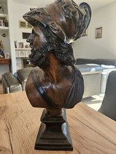 Antike Büste eines bärtigen Mannes mit phrygischer Mütze – Bronze/Metallguss