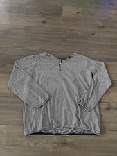 18) tolles Langarmshirt von