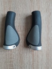 Ergon GP1 ergonomische Fahrradgriffe, Grau-Schwarz