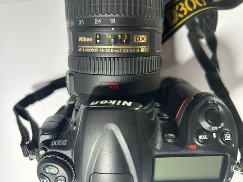 Nikon d300 200mm - 18-200mm, vr