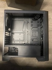 PC-Tower / Gehäuse mit RGB-Frontpanel